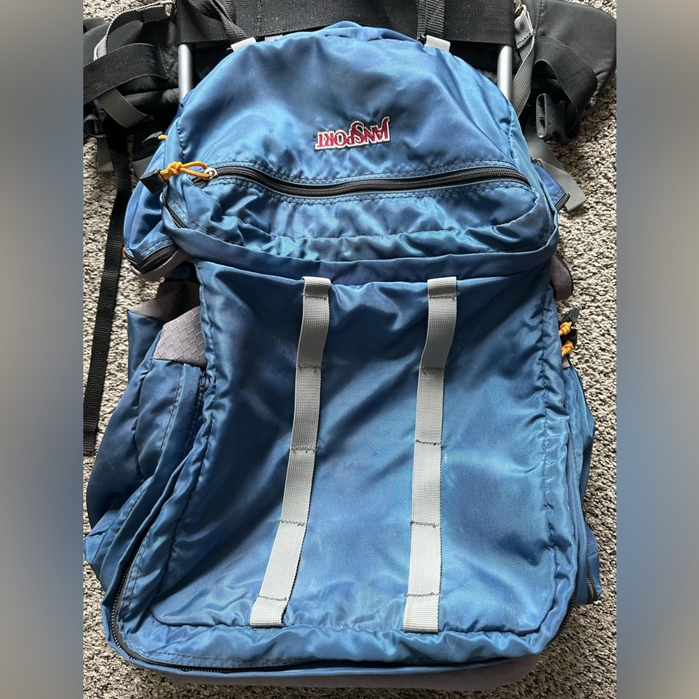 Vintage Jansport Hiking Backpack with Alumnium Frame - Picture 3 of 4